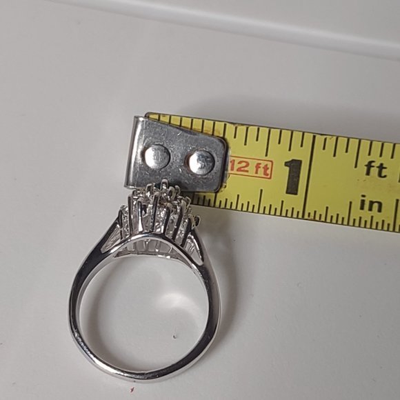 Very Pretty Silver Tone Clear And Green Rhinestone Ring Size 6.75 - Picture 10 of 12